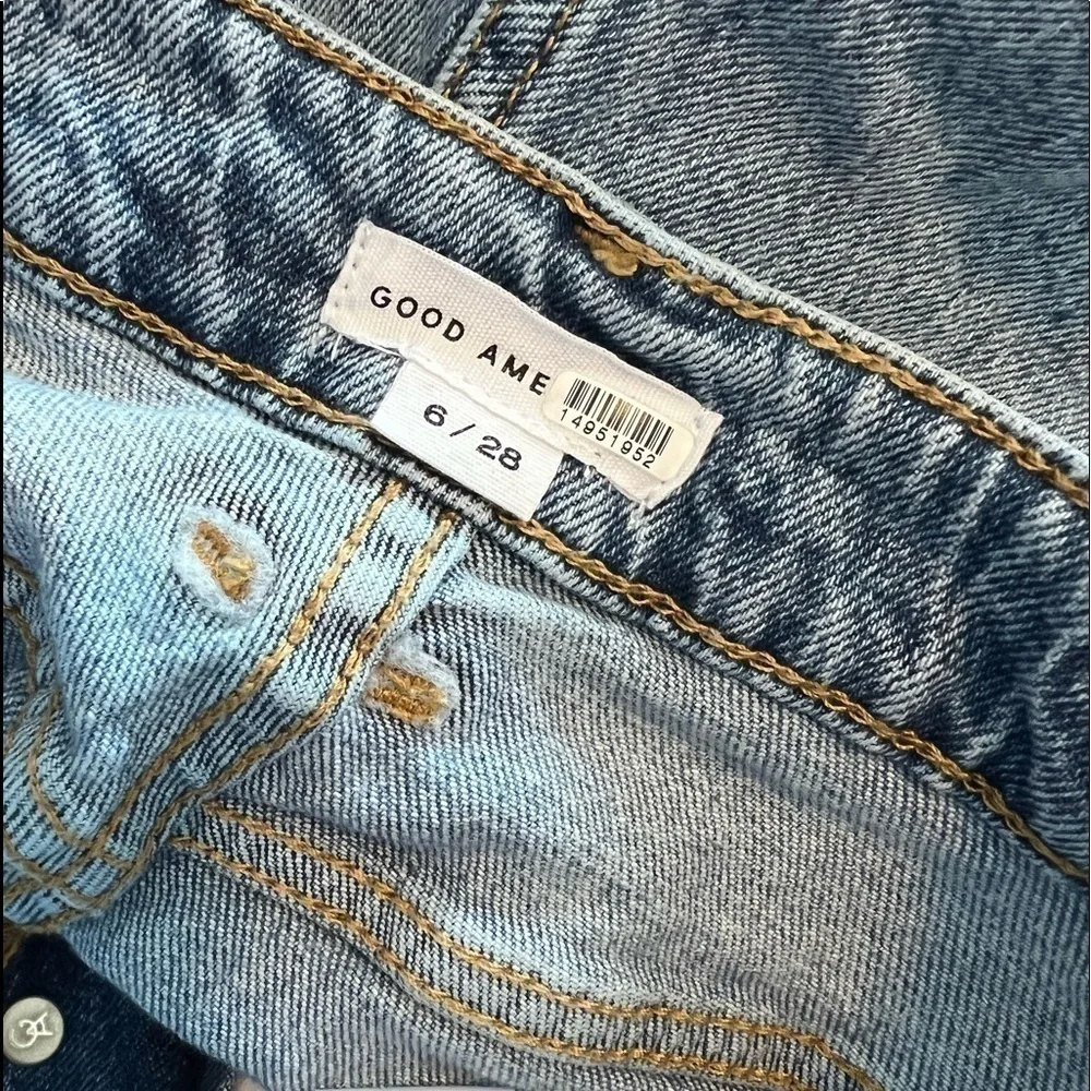 GOOD AMERICAN Bombshell Denim Shorts